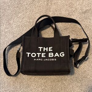 Marc Jacobs ‘The Canvas Small Tote Bag’